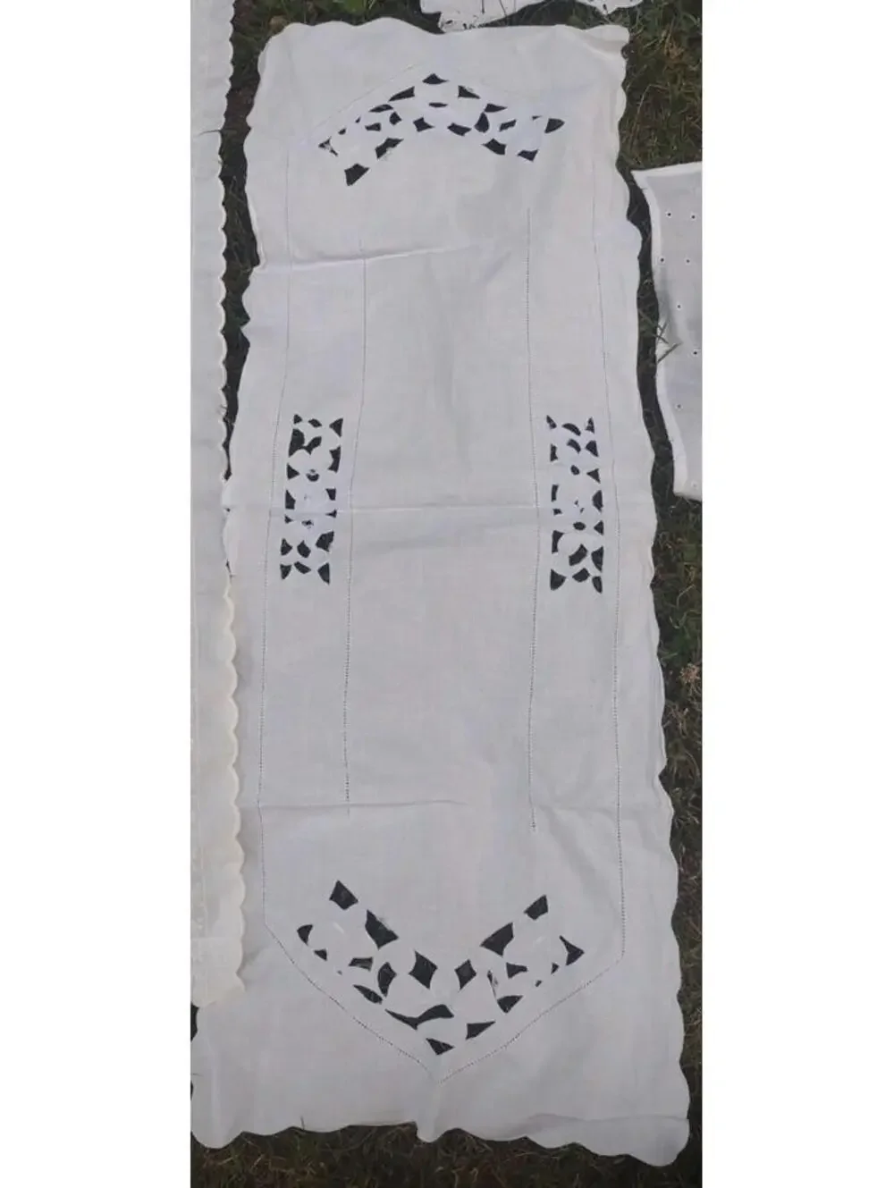 8pc Vintage Eyelet Lace Cutwork Linen Table Runner Lot Cottagecore Shabby Chic